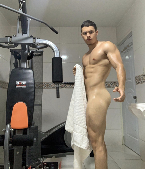 kilbert3011free OnlyFans - Free Access to 32 Videos & 49 Photos Onlyfans Free Access