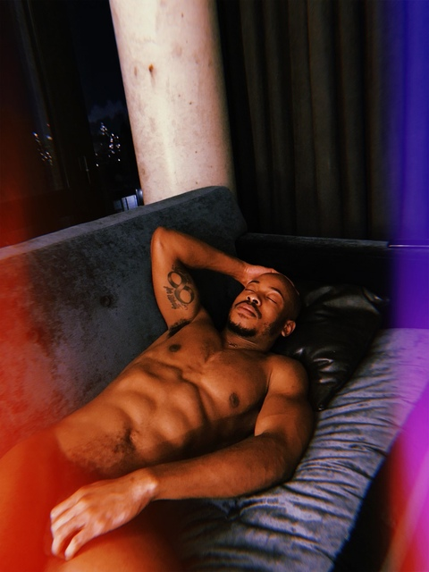 king_gold OnlyFans - Free Access to 32 Videos & 49 Photos Onlyfans Free Access