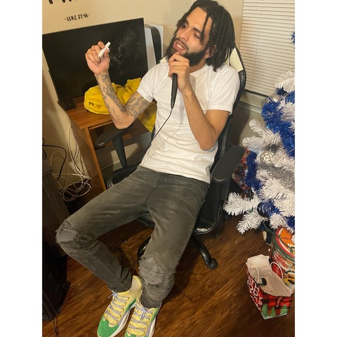 kmbcam OnlyFans - Free Access to 32 Videos & 49 Photos Onlyfans Free Access