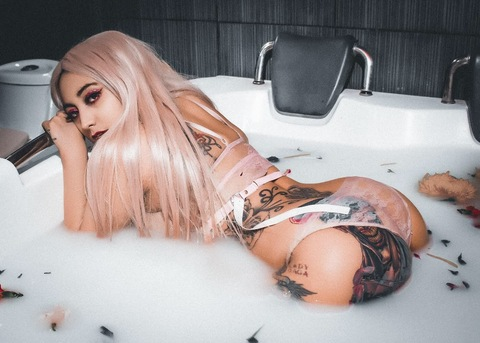 kourtneykmanson OnlyFans - Free Access to 32 Videos & 49 Photos Onlyfans Free Access