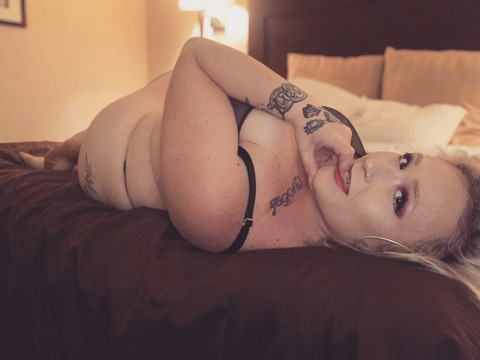 kourtneylicious OnlyFans - Free Access to 32 Videos & 49 Photos Onlyfans Free Access