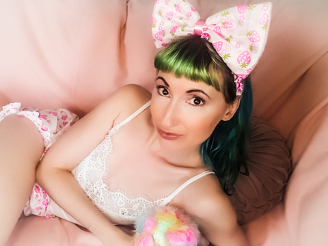 kozakura_burlesque OnlyFans - Free Access to 155 Videos & 1710 Photos Onlyfans Free Access