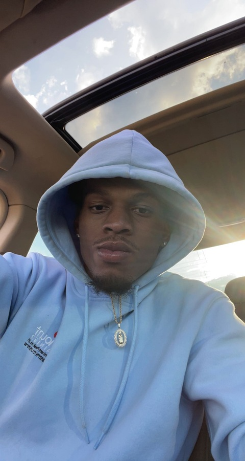 kxngdemetrius OnlyFans - Free Access to 32 Videos & 49 Photos Onlyfans Free Access