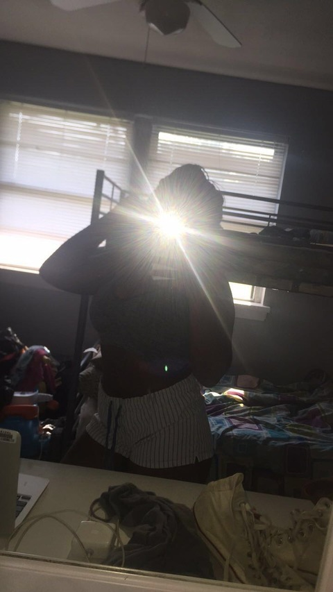 kyahsymone OnlyFans - Free Access to 32 Videos & 49 Photos Onlyfans Free Access