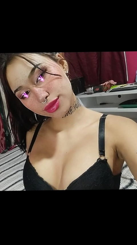 labeba_ofic_01 OnlyFans - Free Access to 32 Videos & 49 Photos Onlyfans Free Access