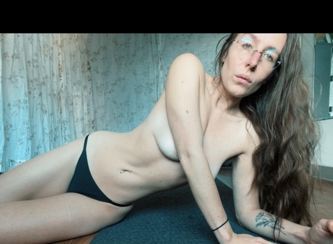 lady.sun OnlyFans - Free Access to 32 Videos & 147 Photos Onlyfans Free Access