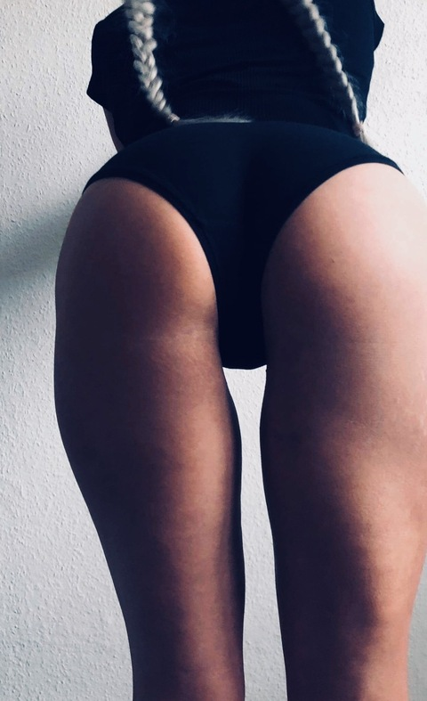 lapute1 OnlyFans - Free Access to 32 Videos & 49 Photos Onlyfans Free Access