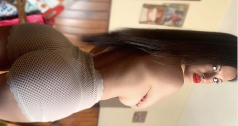 laragalvezok OnlyFans - Free Access to 32 Videos & 107 Photos Onlyfans Free Access