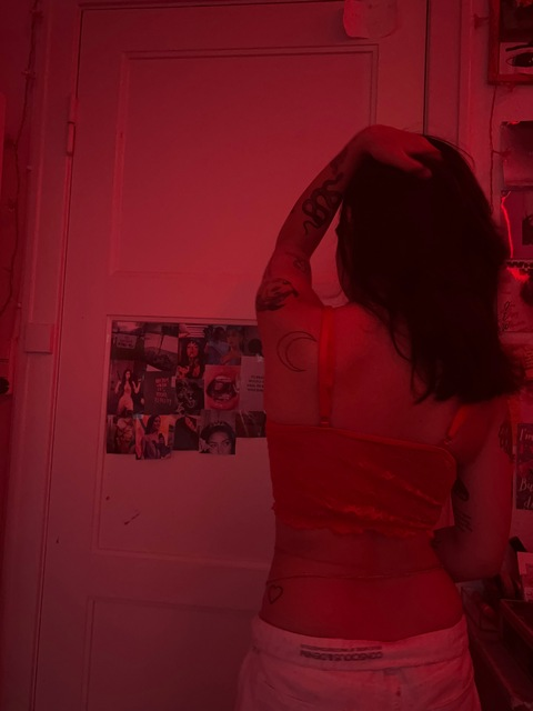 latinafavorita21 OnlyFans - Free Access to 32 Videos & 49 Photos Onlyfans Free Access