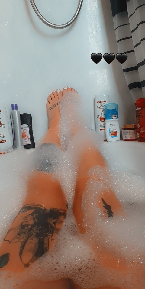 lauraalindsayy OnlyFans - Free Access to 32 Videos & 68 Photos Onlyfans Free Access