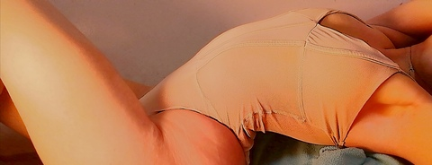 leahcheeks OnlyFans - Free Access to 32 Videos & 49 Photos Onlyfans Free Access