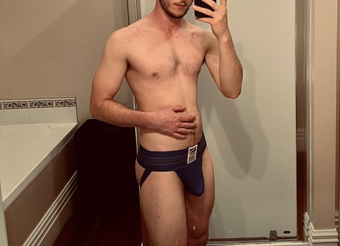 leoloon OnlyFans - Free Access to 103 Videos & 246 Photos Onlyfans Free Access