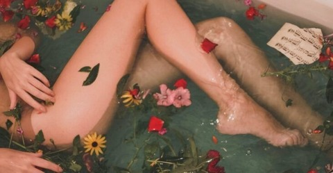 lia44 OnlyFans - Free Access to 32 Videos & 49 Photos Onlyfans Free Access