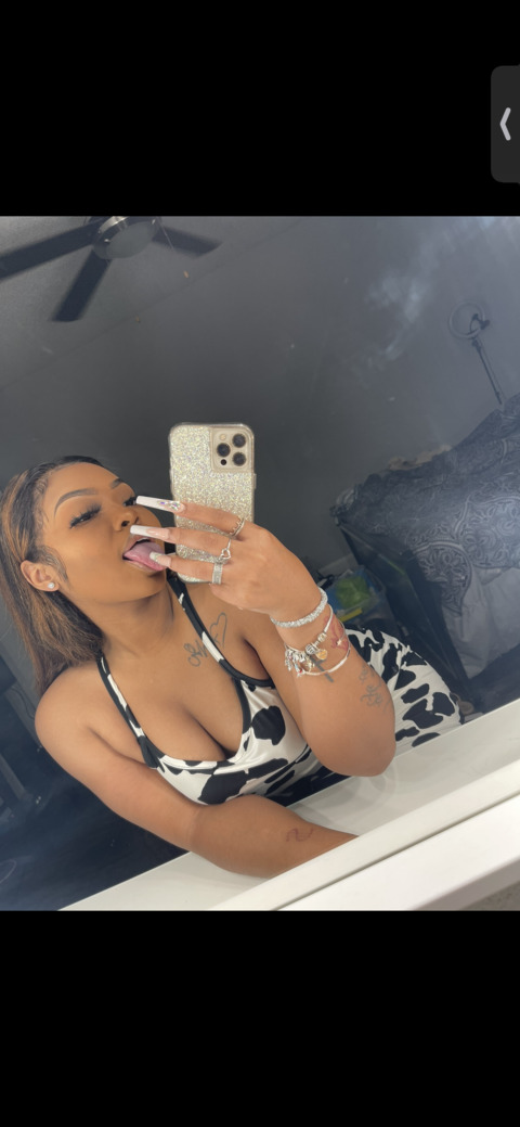 lightskinnmanda OnlyFans - Free Access to 32 Videos & 49 Photos Onlyfans Free Access