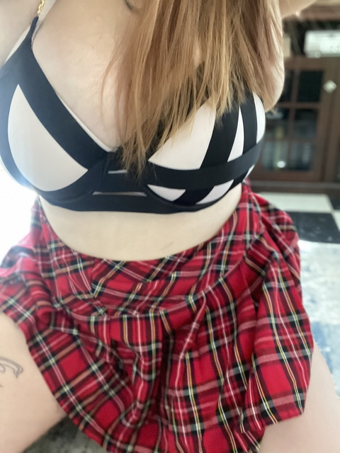 lil_kink_kitten OnlyFans - Free Access to 32 Videos & 49 Photos Onlyfans Free Access