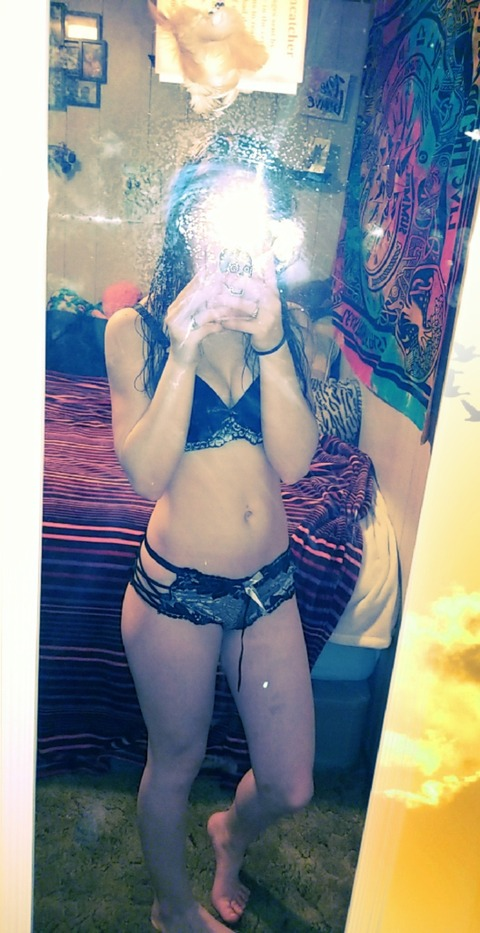 lilardxoxo OnlyFans - Free Access to 32 Videos & 83 Photos Onlyfans Free Access