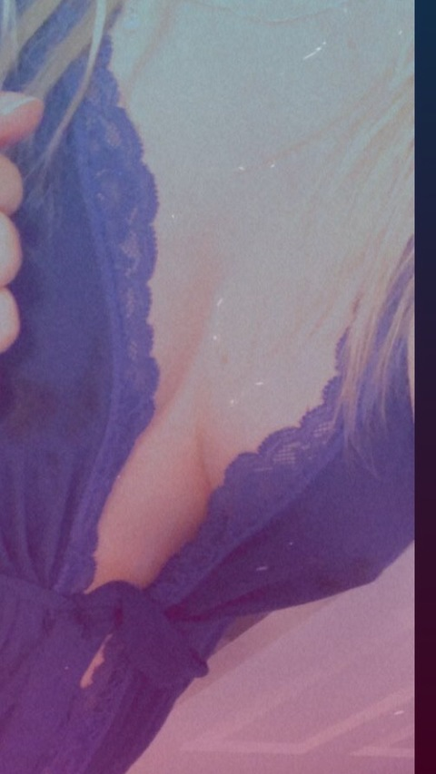 lillustt OnlyFans - Free Access to 32 Videos & 49 Photos Onlyfans Free Access