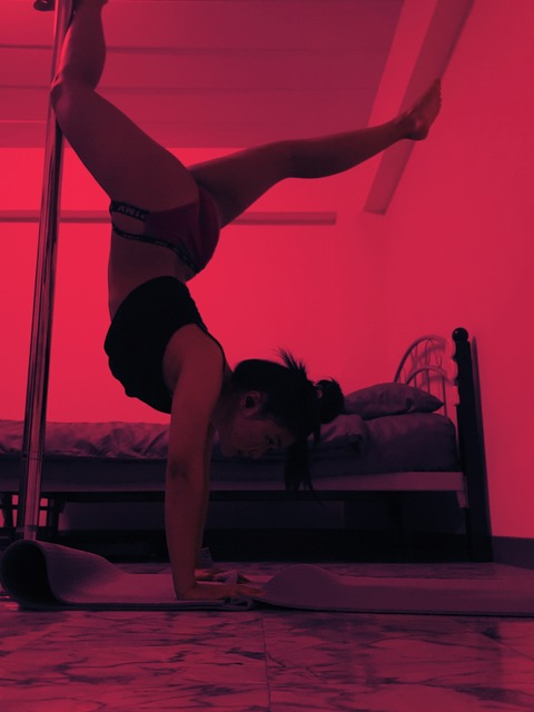 lillymali OnlyFans - Free Access to 32 Videos & 49 Photos Onlyfans Free Access