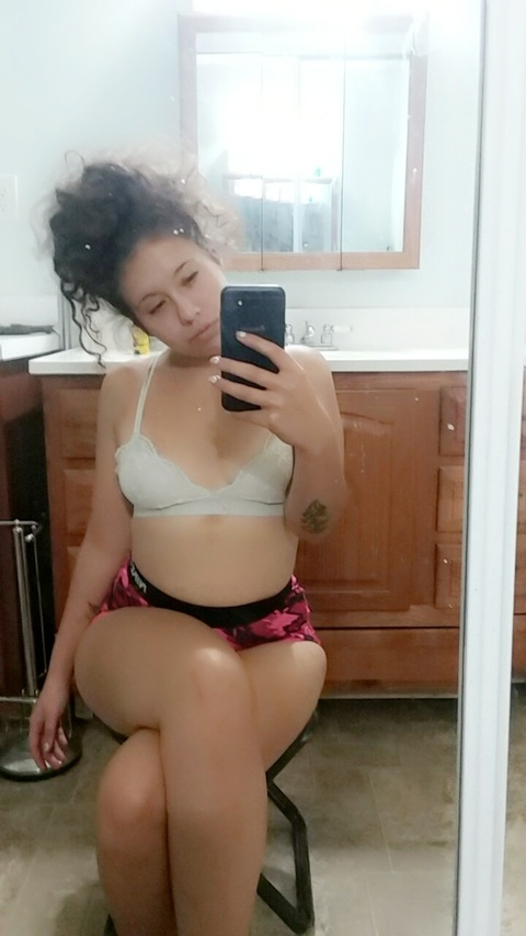 lilymoonmoan OnlyFans - Free Access to 32 Videos & 51 Photos Onlyfans Free Access