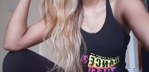 littlemisslaz OnlyFans - Free Access to 32 Videos & 49 Photos Onlyfans Free Access