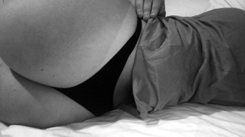 liv.r OnlyFans - Free Access to 32 Videos & 49 Photos Onlyfans Free Access