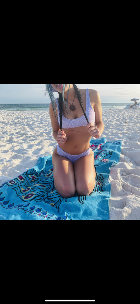 liviluvs OnlyFans - Free Access to 32 Videos & 49 Photos Onlyfans Free Access