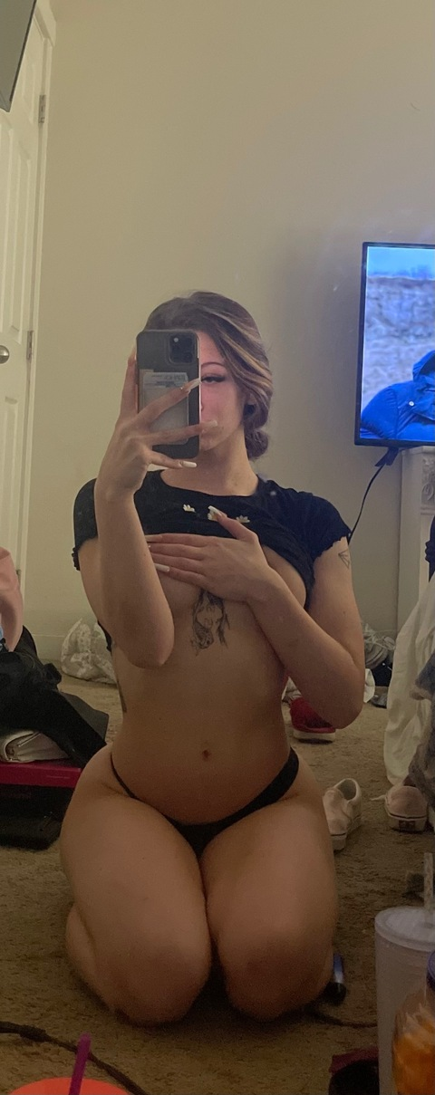 livvv.adele OnlyFans - Free Access to 32 Videos & 49 Photos Onlyfans Free Access