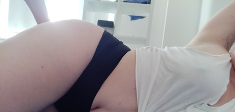 livygreen OnlyFans - Free Access to 32 Videos & 49 Photos Onlyfans Free Access