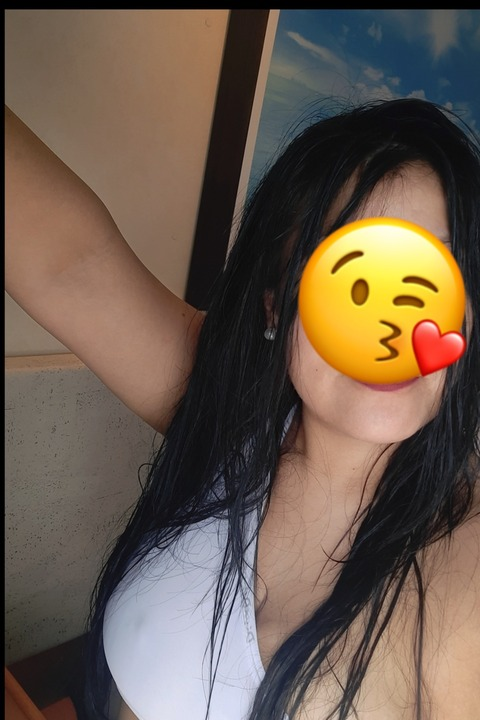 llatinahot OnlyFans - Free Access to 32 Videos & 49 Photos Onlyfans Free Access