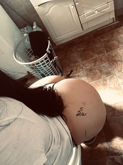 lolapops16 OnlyFans - Free Access to 32 Videos & 93 Photos Onlyfans Free Access