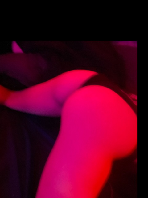 looneylils OnlyFans - Free Access to 32 Videos & 58 Photos Onlyfans Free Access