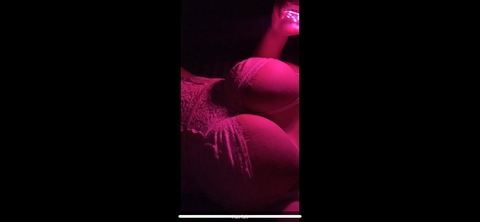 lorenza09 OnlyFans - Free Access to 32 Videos & 49 Photos Onlyfans Free Access