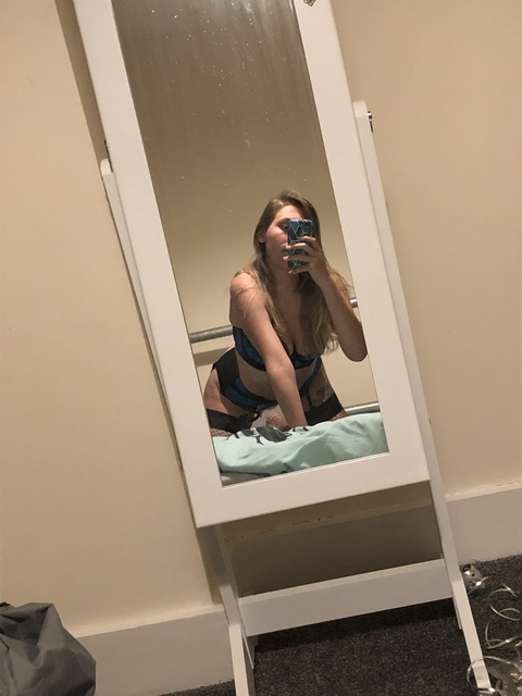 louise110101 OnlyFans - Free Access to 32 Videos & 49 Photos Onlyfans Free Access