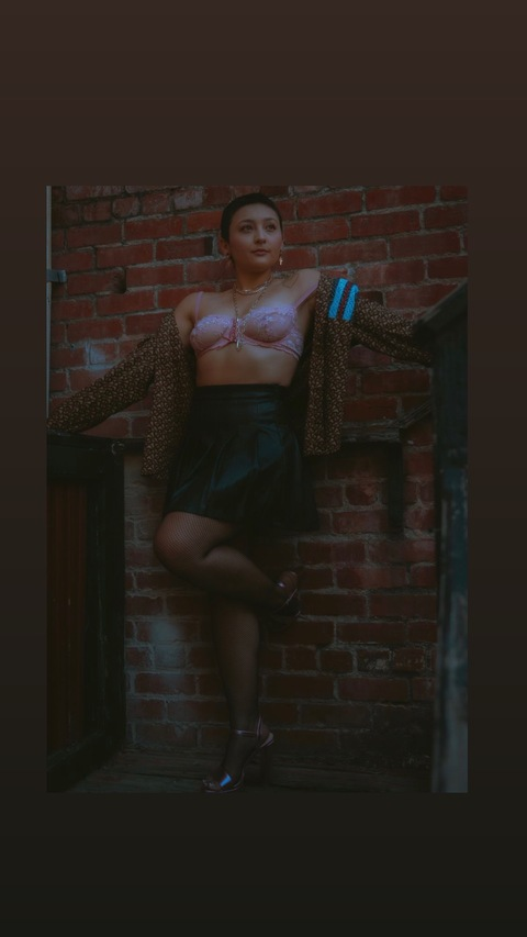 lovechanelly OnlyFans - Free Access to 32 Videos & 49 Photos Onlyfans Free Access