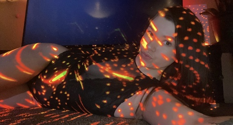 lovely.venom OnlyFans - Free Access to 32 Videos & 49 Photos Onlyfans Free Access