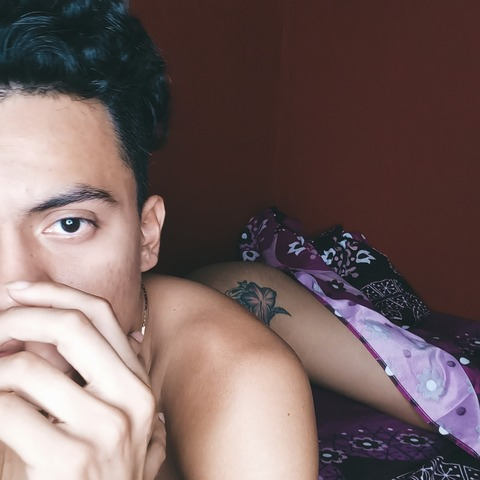 luissv98 OnlyFans - Free Access to 32 Videos & 49 Photos Onlyfans Free Access