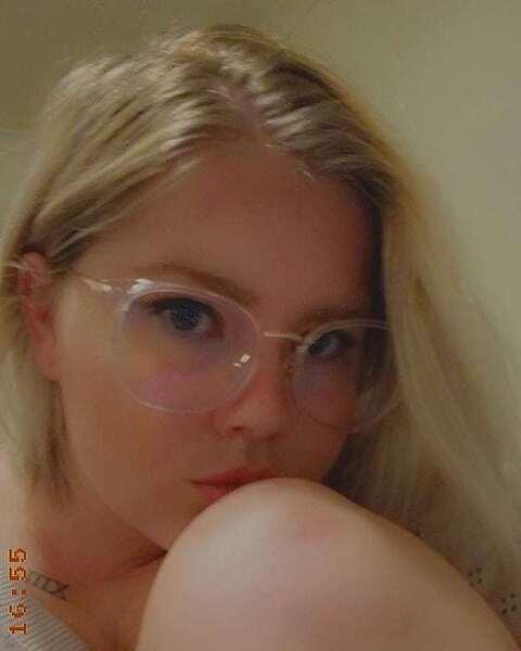 lunakil OnlyFans - Free Access to 32 Videos & 49 Photos Onlyfans Free Access