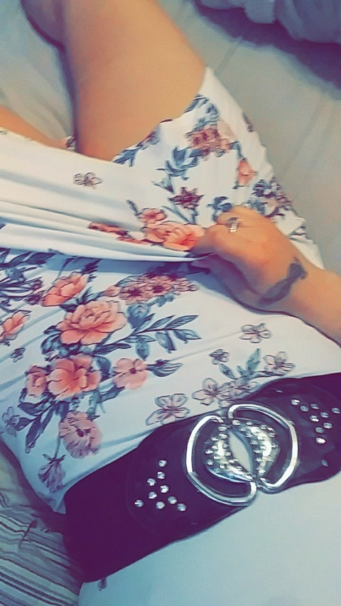 lunawhitten23 OnlyFans - Free Access to 115 Videos & 96 Photos Onlyfans Free Access