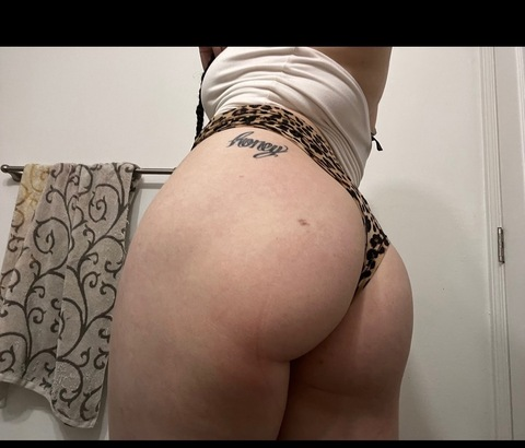 majiibabyyy OnlyFans - Free Access to 32 Videos & 49 Photos Onlyfans Free Access