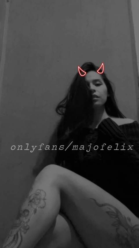 majofelix OnlyFans - Free Access to 32 Videos & 49 Photos Onlyfans Free Access