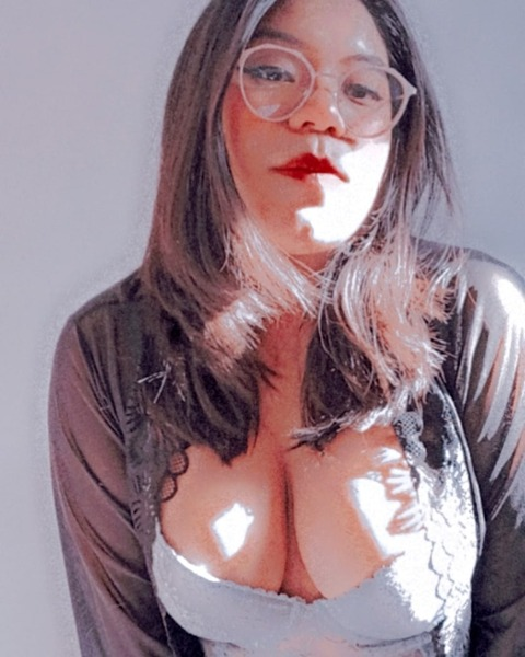 mari01xxx OnlyFans - Free Access to 32 Videos & 49 Photos Onlyfans Free Access