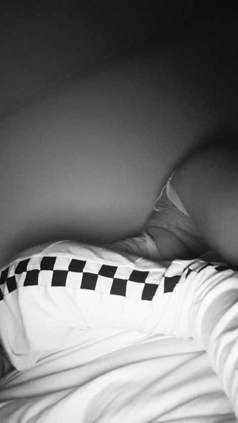 mariacolq00 OnlyFans - Free Access to 32 Videos & 49 Photos Onlyfans Free Access