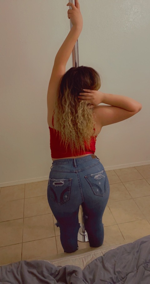 marie.23 OnlyFans - Free Access to 32 Videos & 49 Photos Onlyfans Free Access