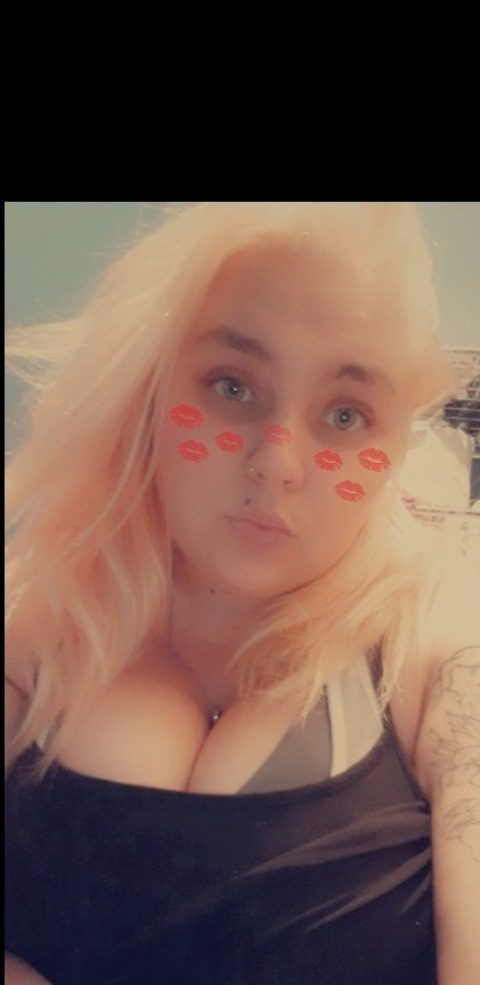 marie_bella2021 OnlyFans - Free Access to 32 Videos & 49 Photos Onlyfans Free Access