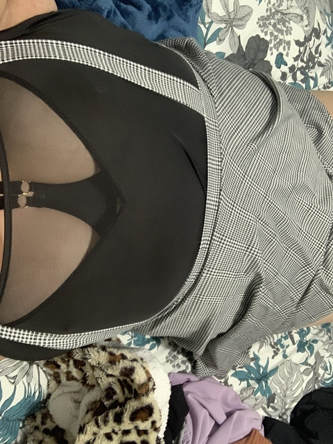 masterslittlebrat OnlyFans - Free Access to 55 Videos & 49 Photos Onlyfans Free Access
