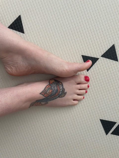 meganglowshow OnlyFans - Free Access to 32 Videos & 49 Photos Onlyfans Free Access