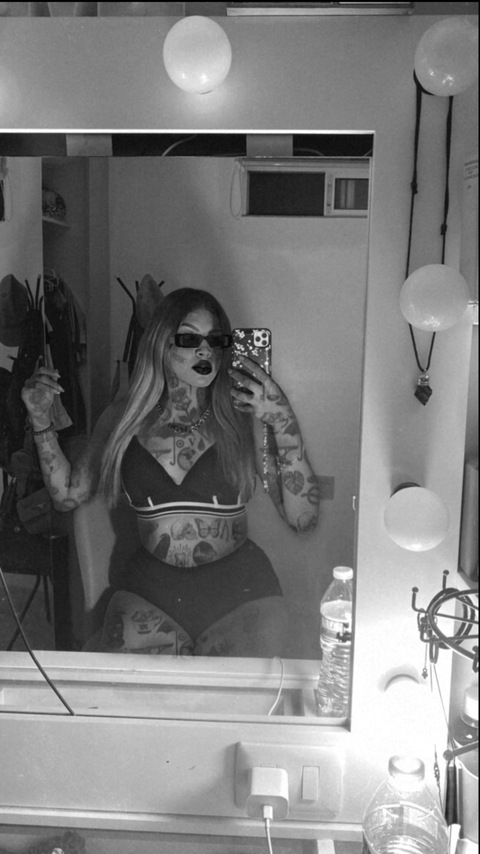 menameel OnlyFans - Free Access to 32 Videos & 49 Photos Onlyfans Free Access