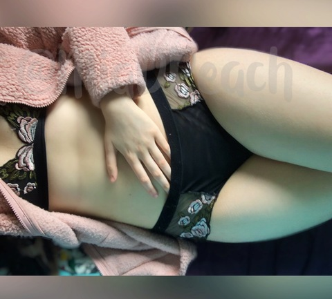 miadpeaches OnlyFans - Free Access to 32 Videos & 49 Photos Onlyfans Free Access