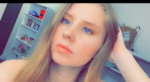 miagirl19 OnlyFans - Free Access to 32 Videos & 49 Photos Onlyfans Free Access