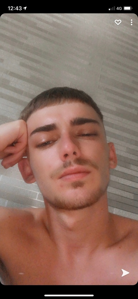 micheal.fans OnlyFans - Free Access to 32 Videos & 49 Photos Onlyfans Free Access